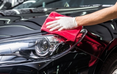 Dịch Vụ Tẩy Bụi Sơn Ô Tô Tại Huy Car Care – Khôi Phục Vẻ Đẹp Hoàn Hảo Cho Xe