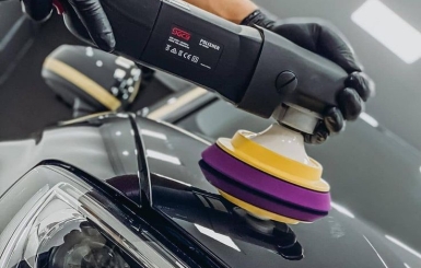 Dịch Vụ Đánh Bóng Sơn Ô Tô Tại Huy Carcare